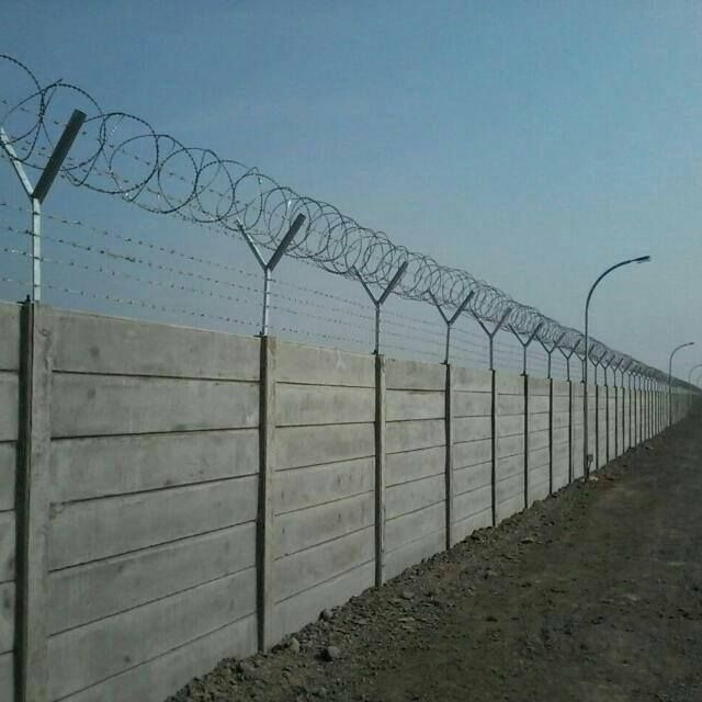 RCC Precast Compound Walls